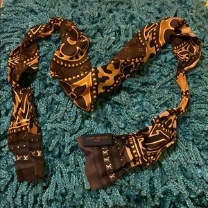 LV WORLD BANDEAU